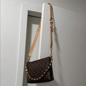 Louis Vuitton Dark Brown Monogram Crossbody pochette Bag with Gold Chain